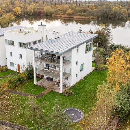 Somerford Keynes Lakeside Property With Access Into Spa On A Nature Reserve Bauhinia House Hm73 מראה חיצוני תמונה